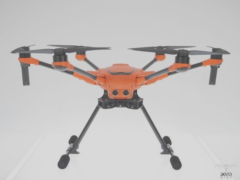 Dron – skąd wzięła się ta nazwa i co naprawdę oznacza?