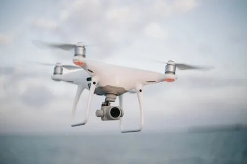 Jak zarabiać dronem i odkryć nowe możliwości biznesowe