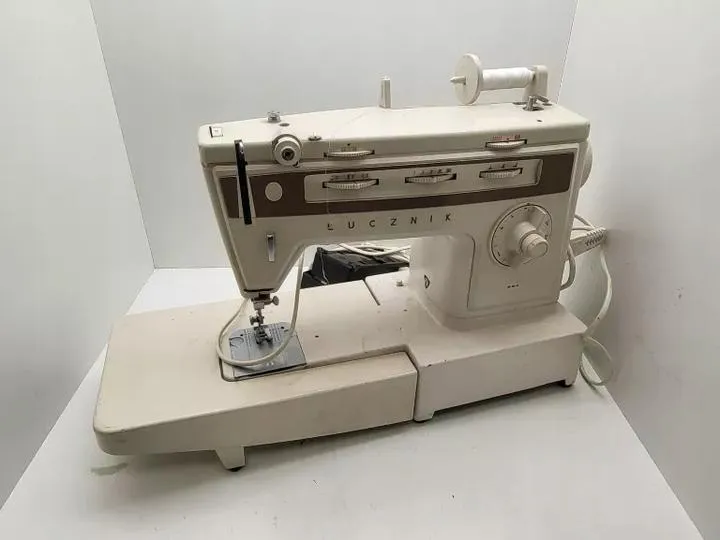 Jak zoptymalizować ustawienia maszyny do szycia Łucznik 884? Praktyczny przewodnik