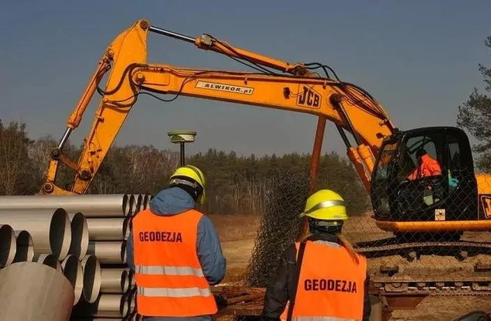 Odkryj fascynujący świat robotów ziemnych i ich zastosowania w budownictwie