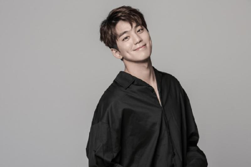 Kim Min Kyu w I'm Not a Robot