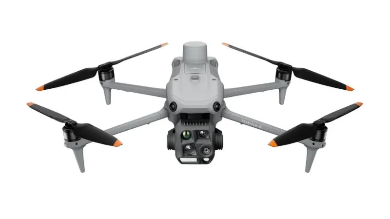 Latanie dronem w mieście