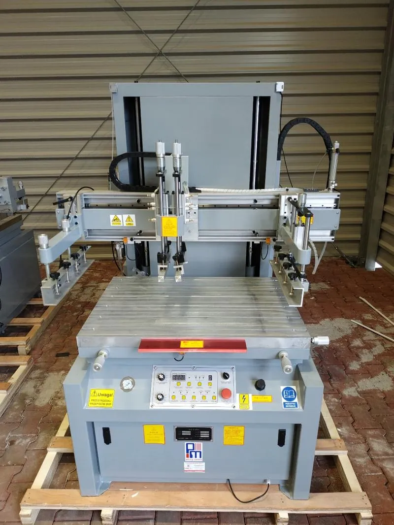 Manualne i automatyczne maszyny