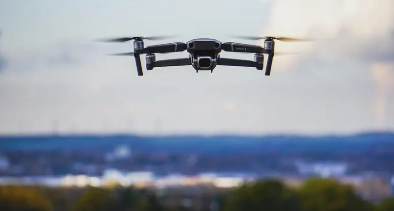 Technologie GPS w dronach