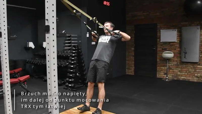 Trening na wioślarzu