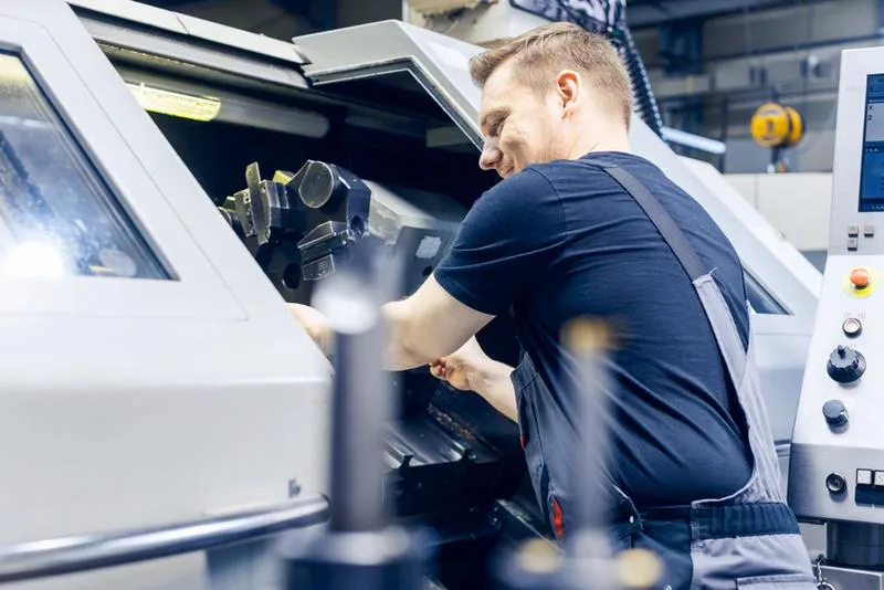 Umiejętności operatora CNC